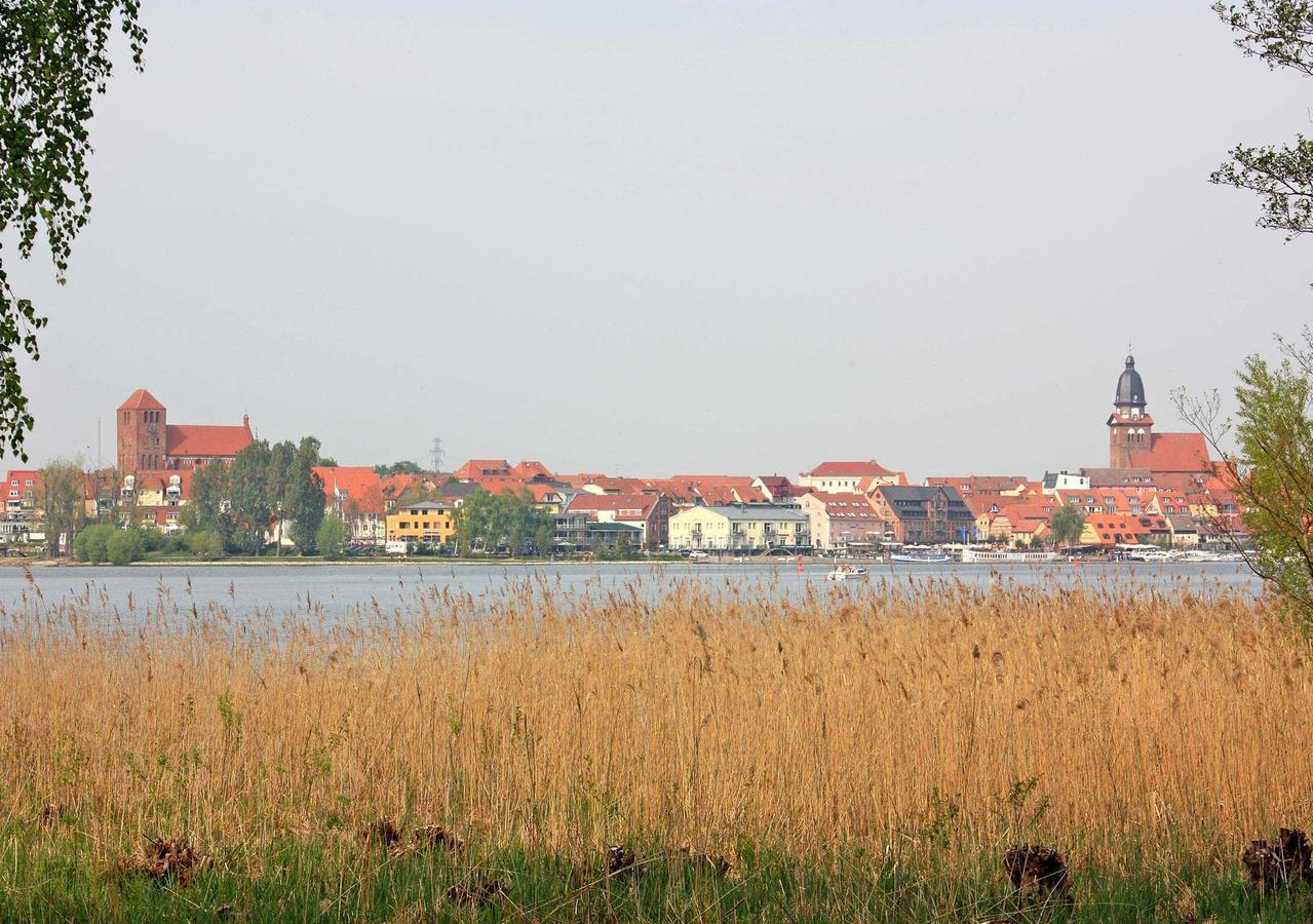 Ferienhaus Mit Separater Wohnung Waren See 9441 Екстер'єр фото